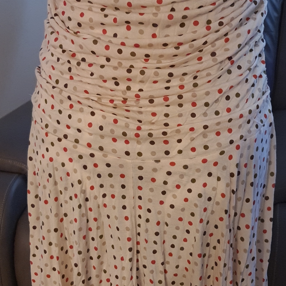 Dress - Picture 5 of 6